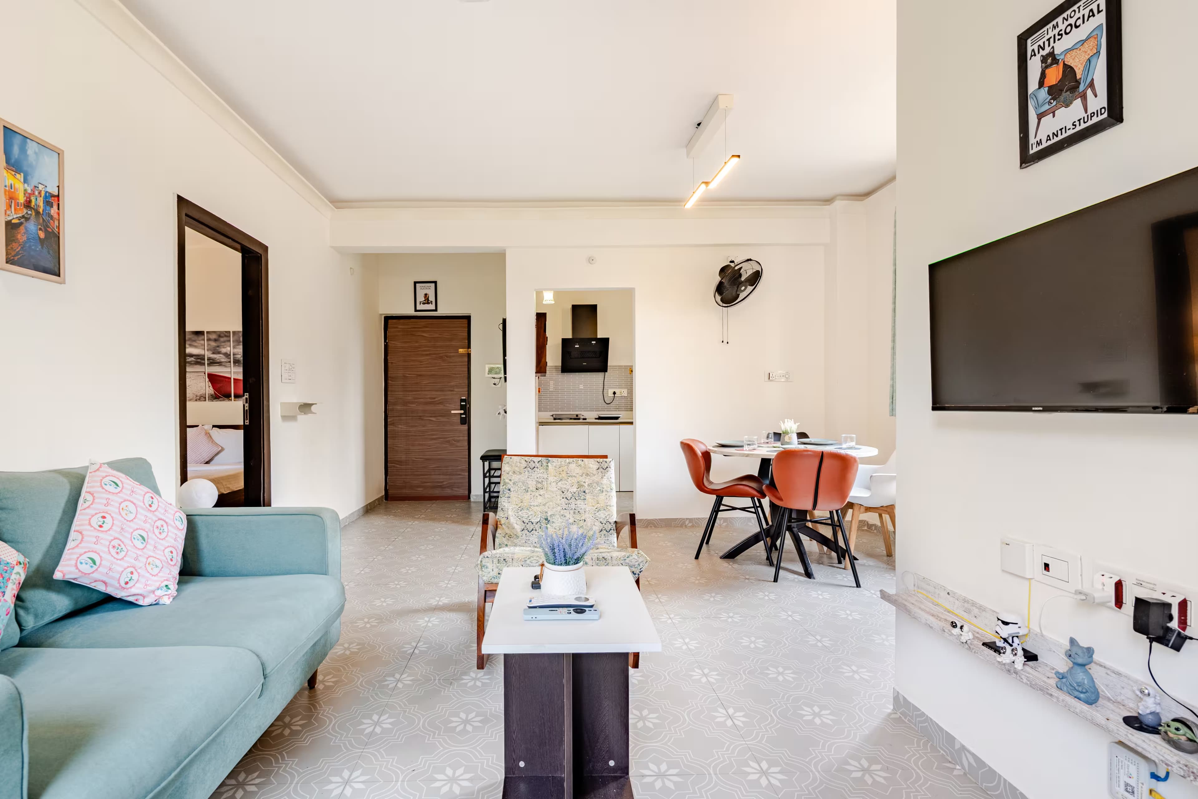Living & Dining Area