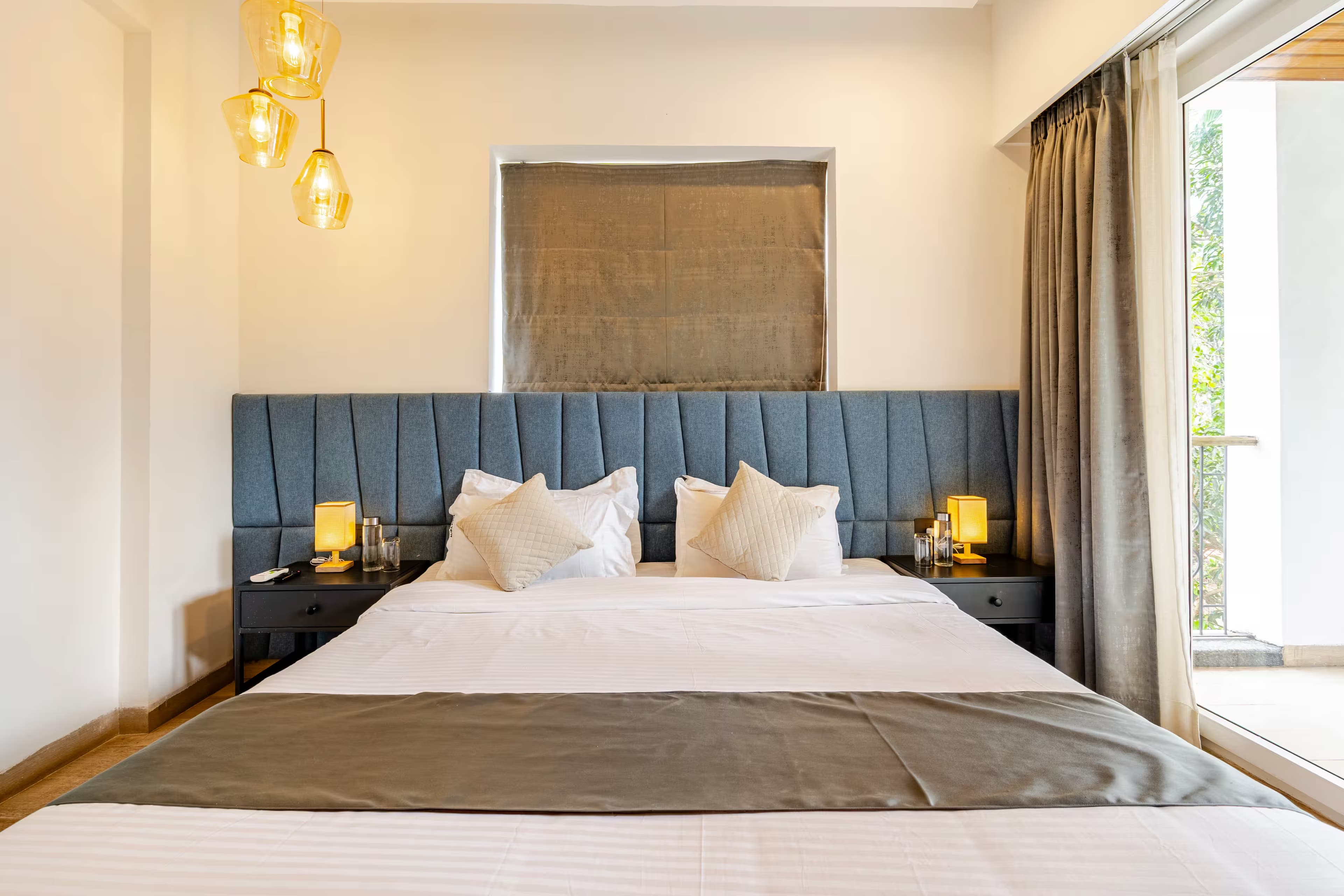 Horizon Aurea dining and living area in Calangute, North Goa