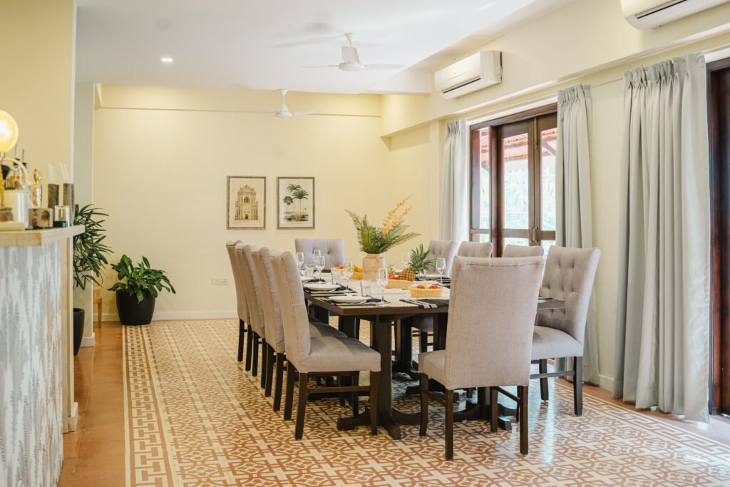 shiolim livingroom