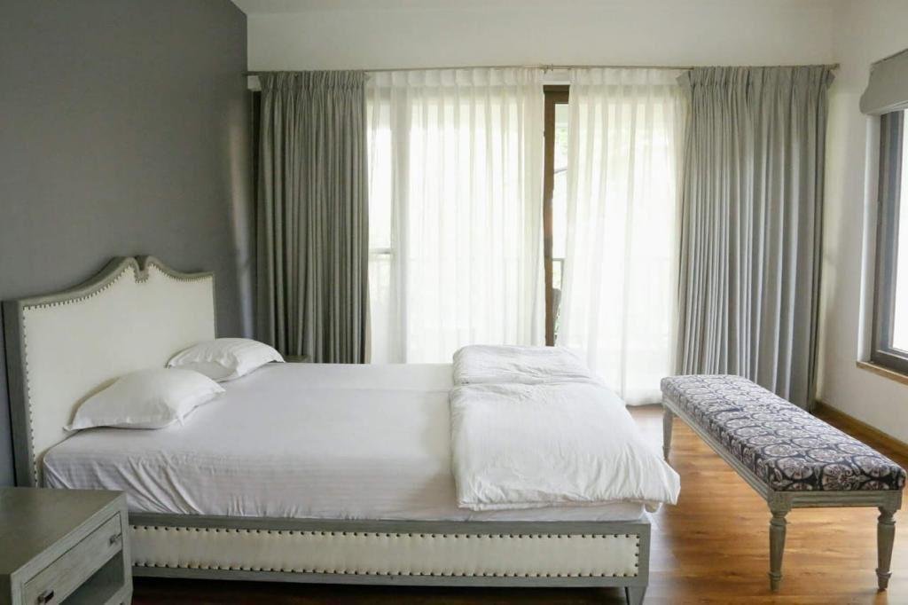 casa villa bedroom