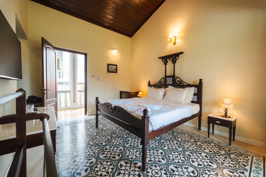 shiolim bedroom